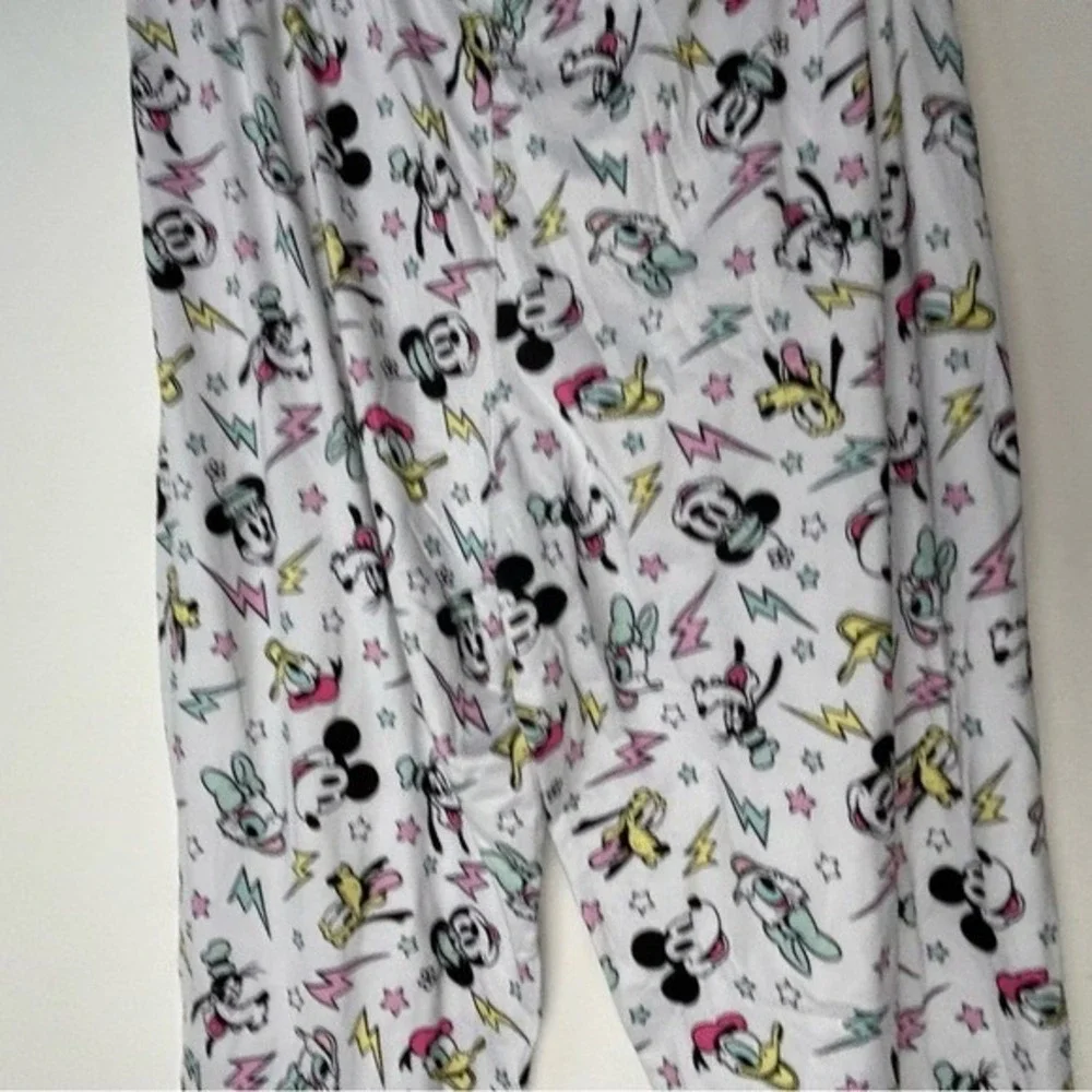 Disney Micky Minnie & Characters on White Pajama Pants‎ Medium - Picture 14 of 15